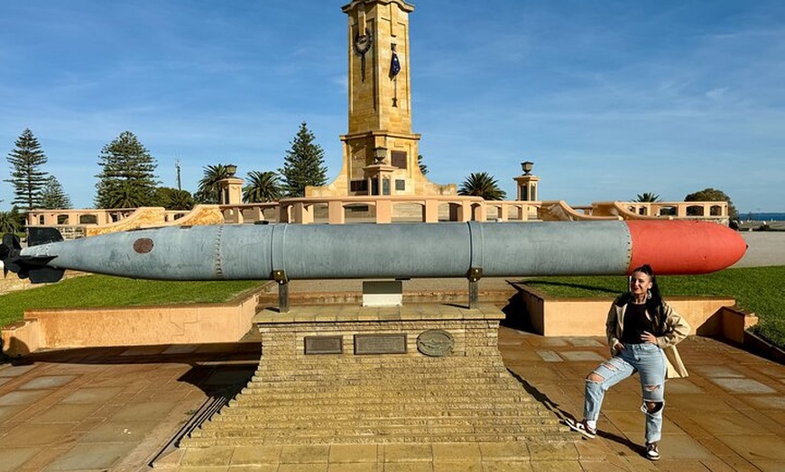 Image 18: Perth Wide Sightseeing