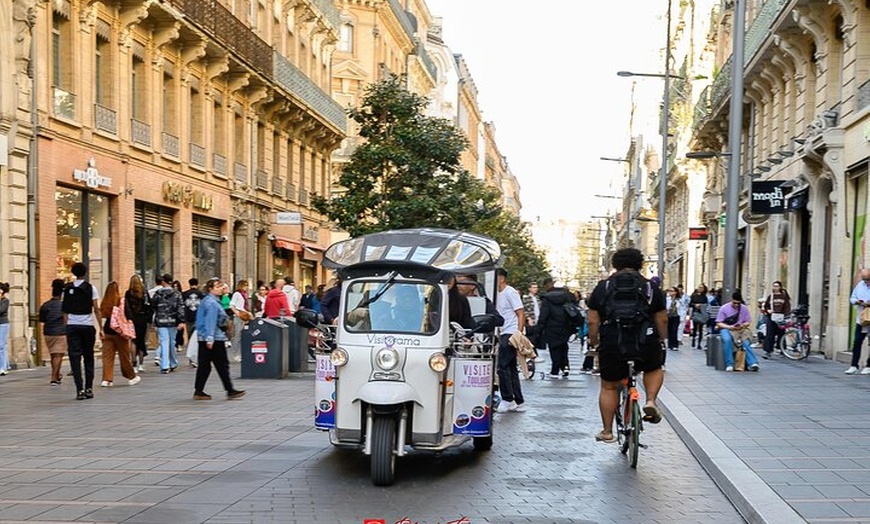 Image 1: Visite de Toulouse en Tuk Tuk électrique