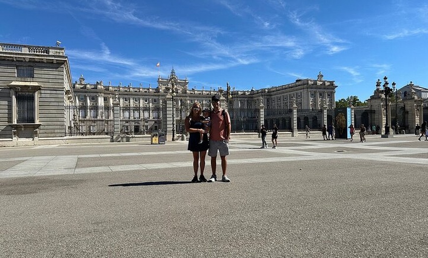 Image 17: Visita guiada a pie por la Ciudad Vieja de Madrid Semiprivada 12ppl...