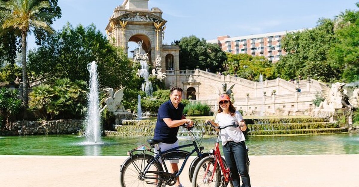 Tour en bicicleta eléctrica por Barcelona
