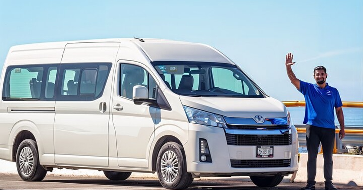 Private Arrival Cancun Airport Transfer to Costa Mujeres Resorts