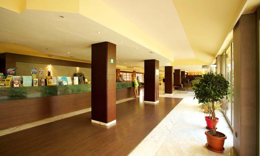 Image 9: ✈ MALLORCA | El Arenal - Seramar Hotel Luna - Luna Park Adults Only...