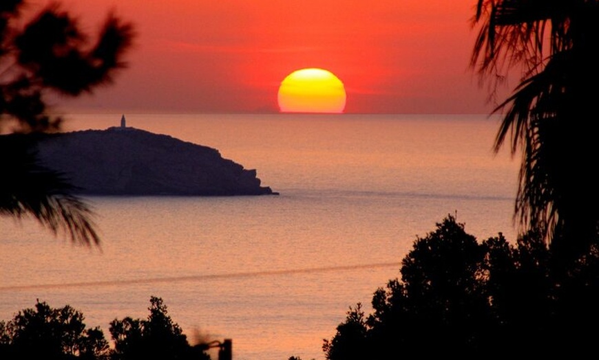 Image 9: Traslados en ferry eléctrico entre Ibiza y Formentera