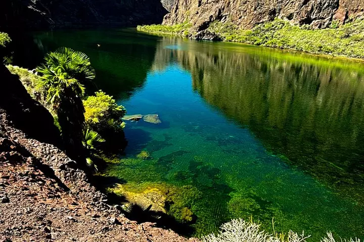 Hoover Dam Kayaking Trip, 6 Hot Springs, 6 Caves, 4 Waterfalls