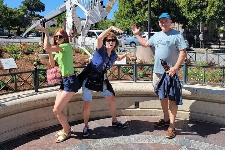 Santa Cruz Scavenger Hunt Walking Activity - Primary Image