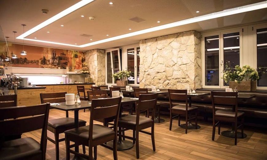 Image 6: ✈ SUISSE | Zurich - Alexander 3*, 1 nuit