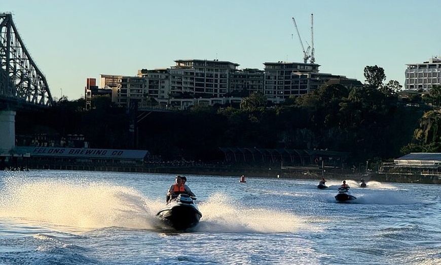 Image 3: 2 Hour Sunset Jetski Tour on the Brisbane River