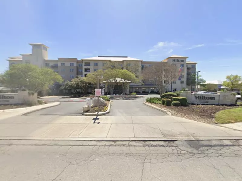 Parking at Hilton Hill Country Lot