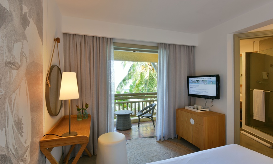 Image 5: ✈ MAURITIUS | Grand Gaube - Veranda Paul et Virginie - Adult only 4...