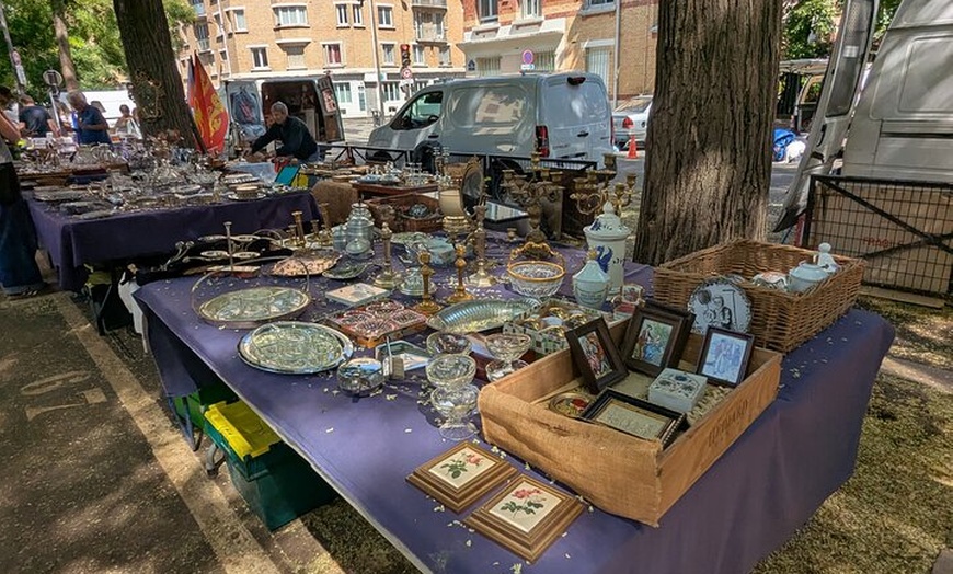 Image 9: Visite à pied des Vanves du marché aux puces
