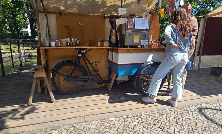 Image 3: Berlin - kulinarische Fahrradtour durch das echte Leben der Stadt