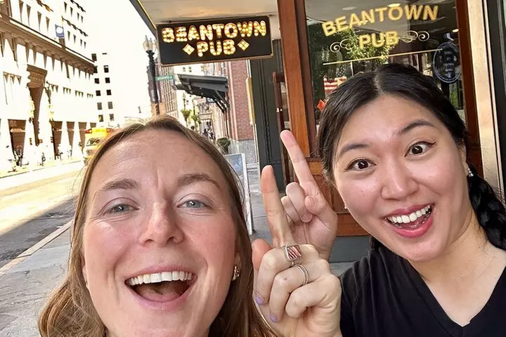 A Taste of the Freedom Trail: Boston's Iconic Food & History Tour