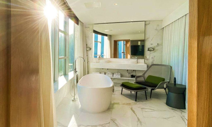 Image 8: ✈ BRÉSIL | Rio De Janeiro - Hotel Nacional avec Visite de Rio & Cat...