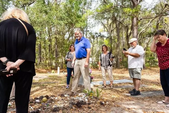 Pat Conroy's Beaufort Tour by Golf Cart