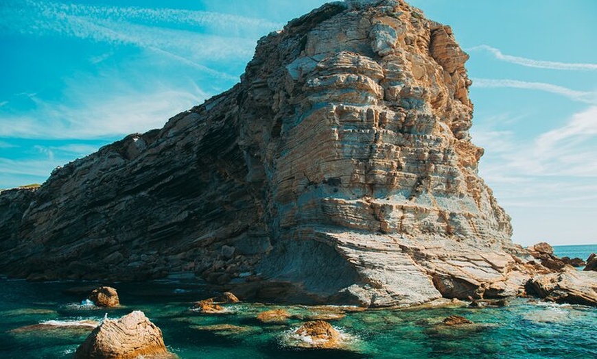 Image 11: Crucero VIP al atardecer con bebidas, paella, remos y snorkel