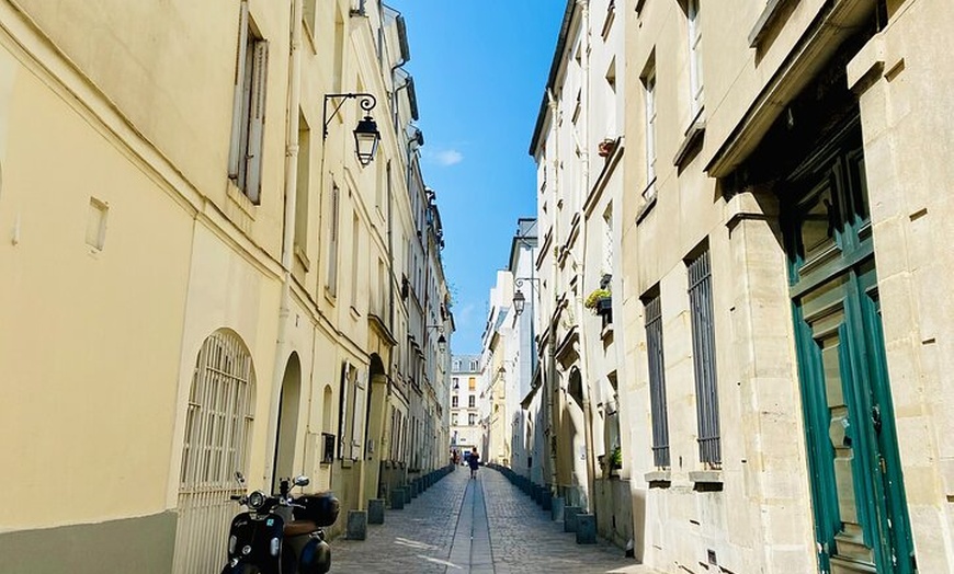 Image 11: Quartier latin hors des sentiers battus