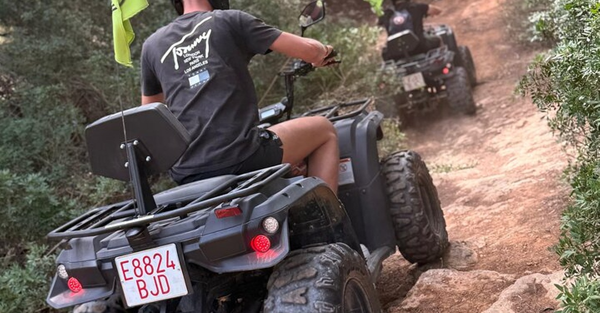 Tour en quad por calas, caminos y acantilados en Magaluf, Mallorca