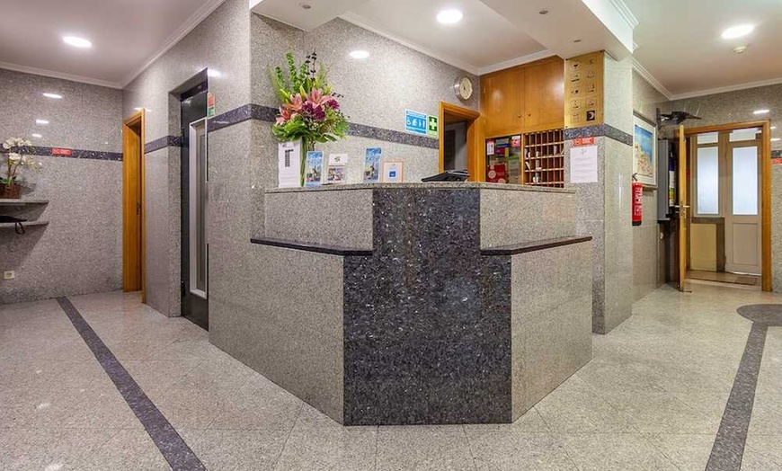 Image 3: ✈ PORTUGALIA | Lizbona - Residencial Horizonte 3* - City break