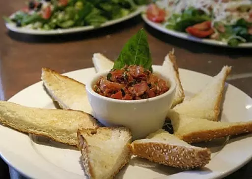 5% Cash Back at Kianti's Pizza & Pasta Bar