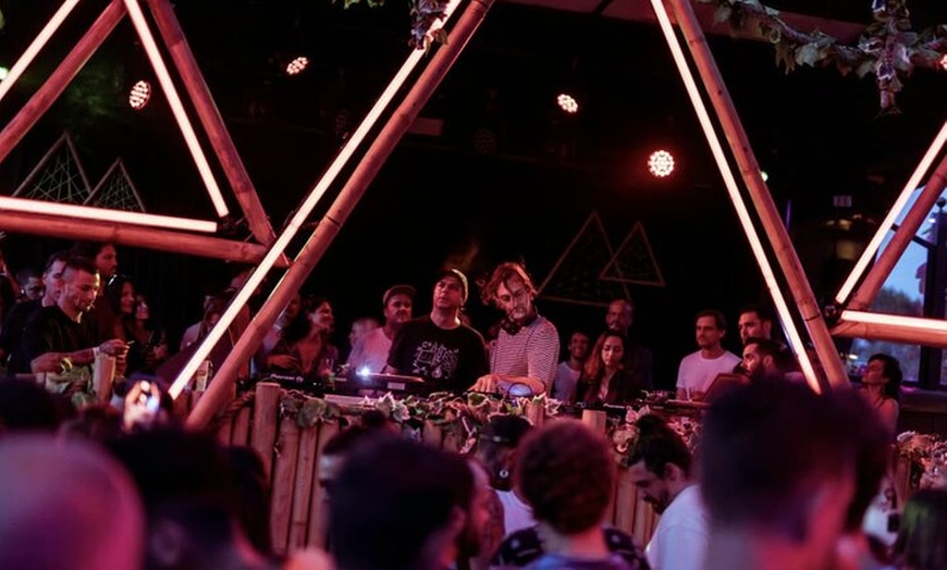 Image 12: Ibiza : Hip-Hop, R&B & Reggaeton Nightclub & Pool Party Pass