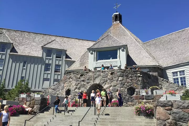 Columbia River Gorge Waterfalls & Mt Hood Tour from Portland, OR