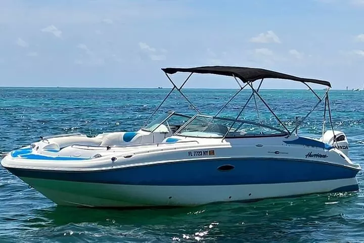 24' Hurricane Sundeck Boat Rental - Primary Image