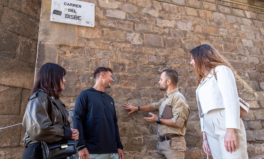 Image 6: Tour gótico y El Born en grupo pequeño por el casco antiguo de Barc...