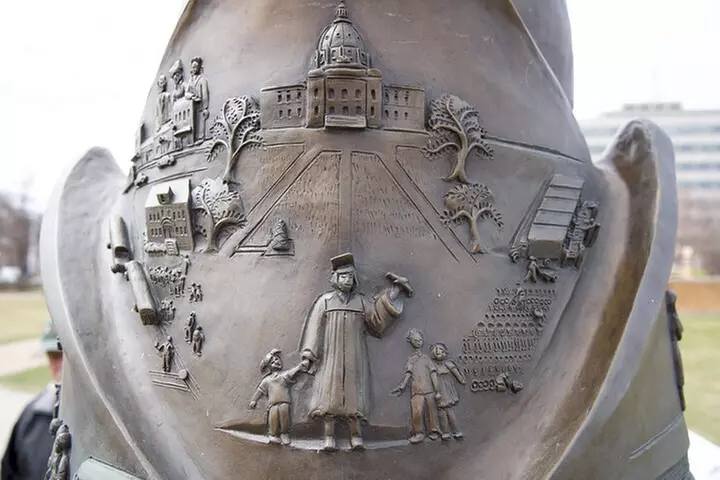 Ultimate St. Paul Walking Tour - Minnesota's Hidden Secrets