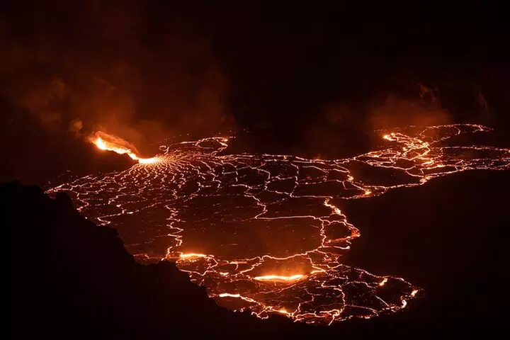 Private - All Inclusive Hawai'i Volcanoes National Park Tour - Primary Image