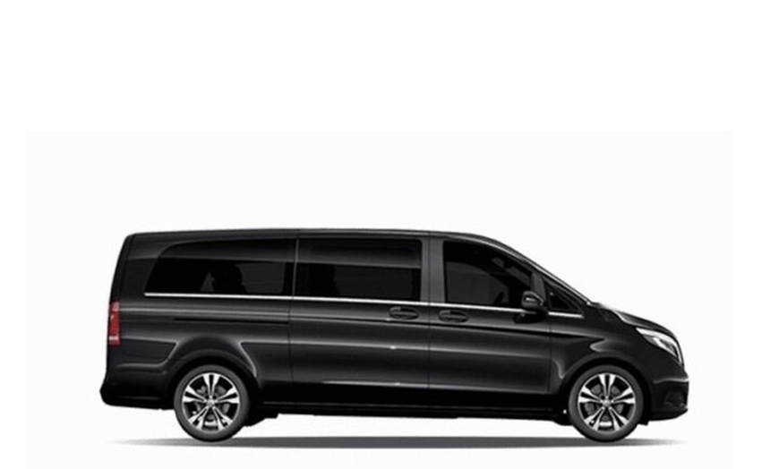 Image 5: "Get In Transfer" Heathrow Airport to London Private Transfer