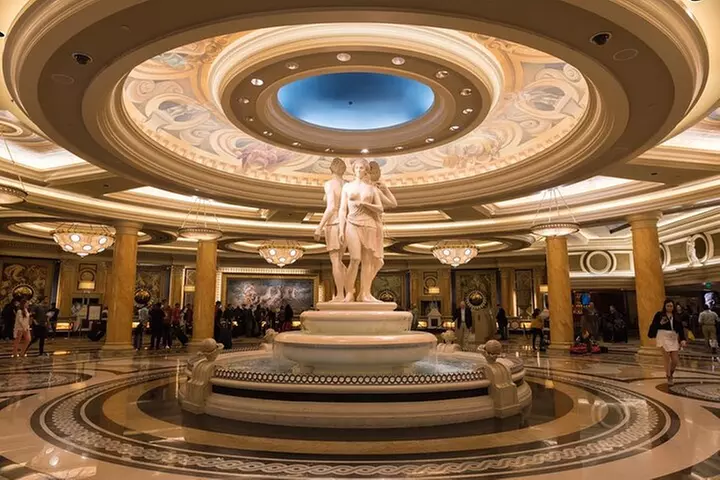 Las Vegas: The Strip's Celebrity Chefs Tour or Downtown Food Tour