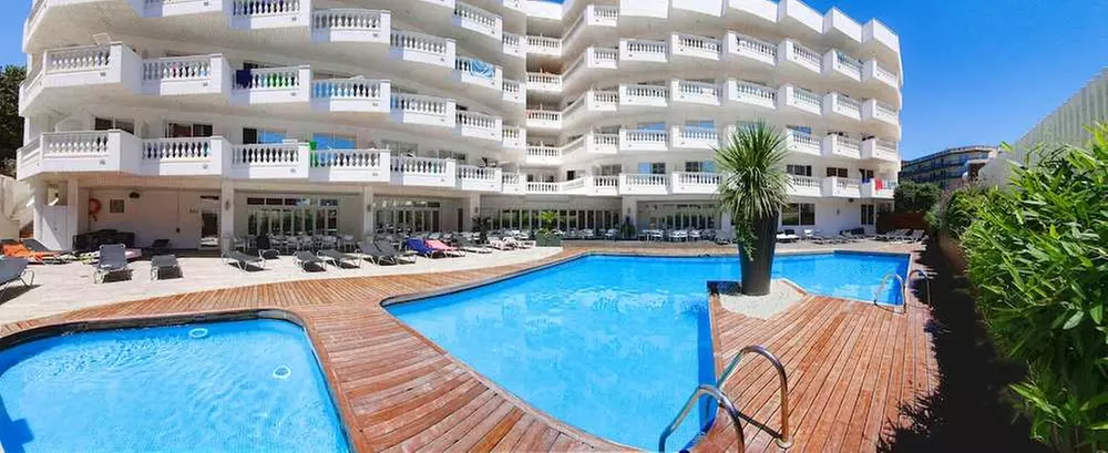 ✈ COSTA BARCELONA | Calella - Hotel Bernat II 4*, 2 nachten - Spa