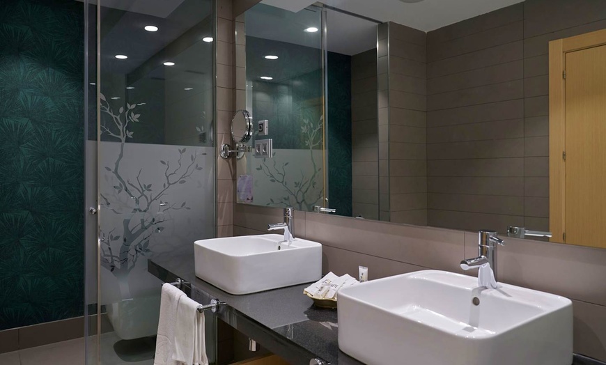 Image 5: ✈ COSTA DEL SOL | Malaga - Vincci Seleccion Posada del patio 5*, 3 ...