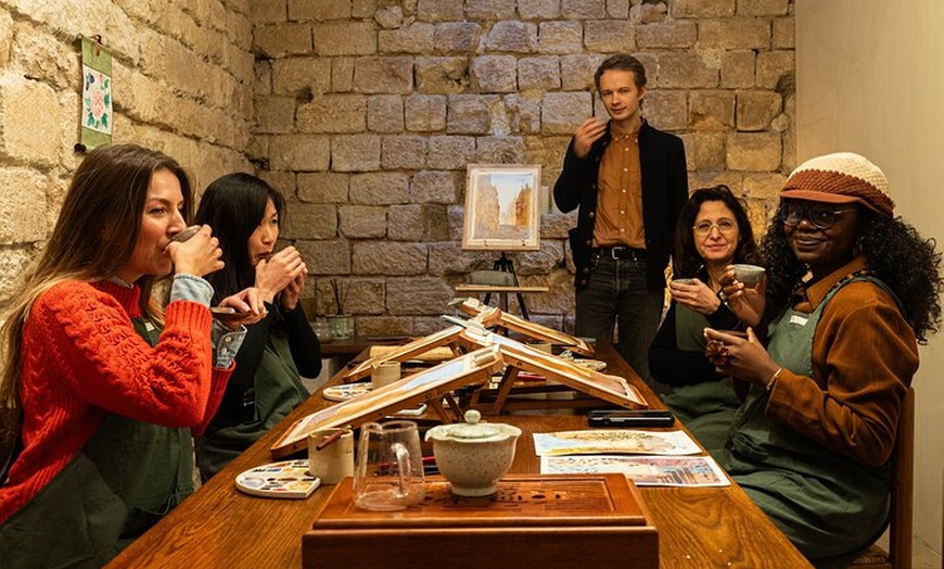 Image 12: Atelier d'aquarelle cinématographique et expérience thé au Boma Café