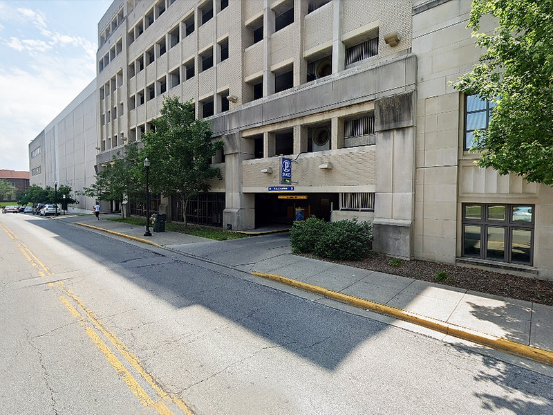 Parking at Courthouse Garage