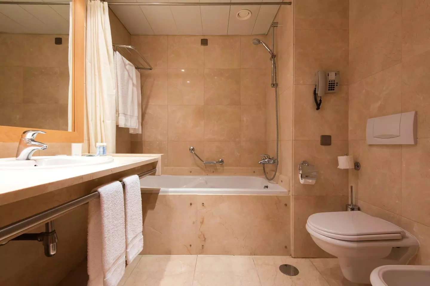 ✈ PORTUGAL | Lissabon - Real Palácio 5*, 2 Nächte - Premium