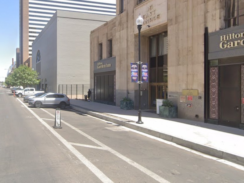Parking at Hilton Garden Inn Phoenix Downtown - Valet Kiosk
