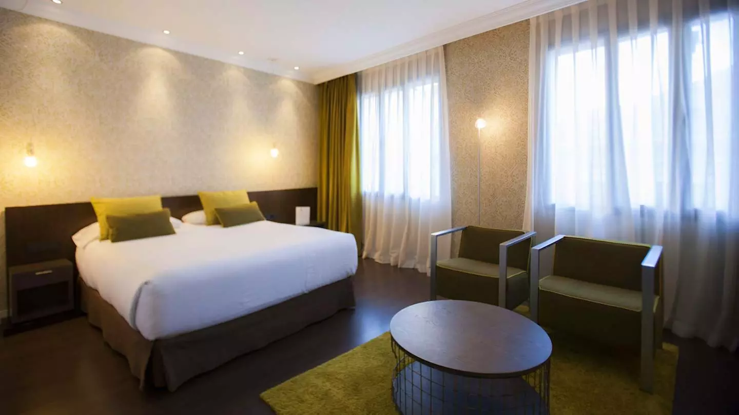 ✈ SPANJE | Madrid - Hotel Vincci Centrum 4*, 2 nachten - Stadscentrum