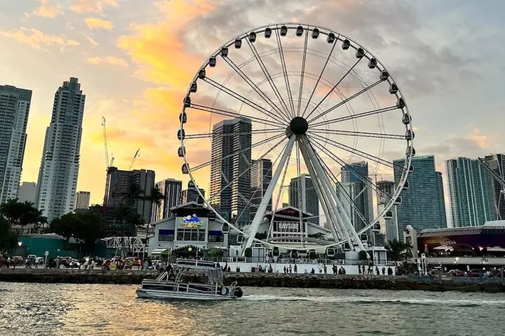 Miami Skyline Sunset Cruise with The Mojito Bar On board