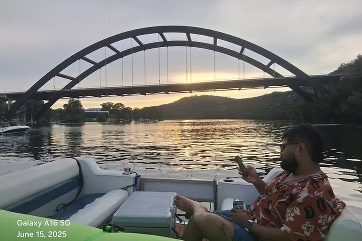 Lake Austin Party Cove Experience