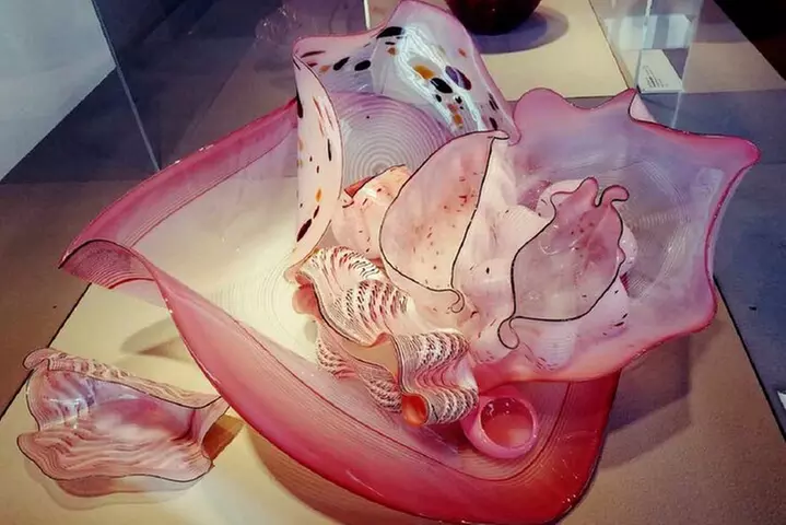 2-Day Best of Niagara Falls, Corning, Finger Lakes Tour from NYC