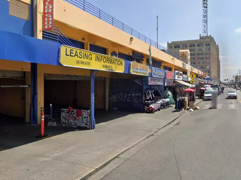 Parking at 1122 Maple Ave. Lot