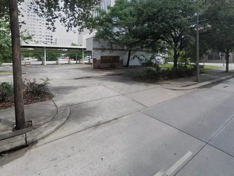 Parking at Lot 1533