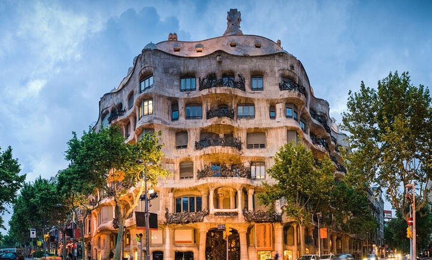 Image 8: Visita Barcelona a tu ritmo sin grupos ni horarios Con tu móvil