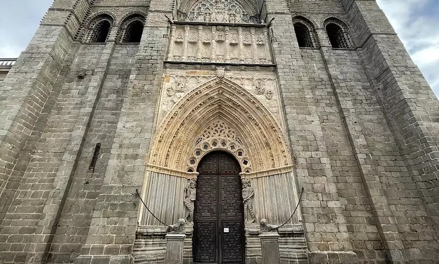 Image 6: Tour Privado a Avila Medio Día en Minivan