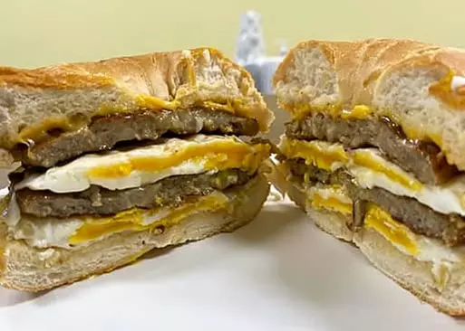 5% Cash Back at Seaside Dogs & Grill