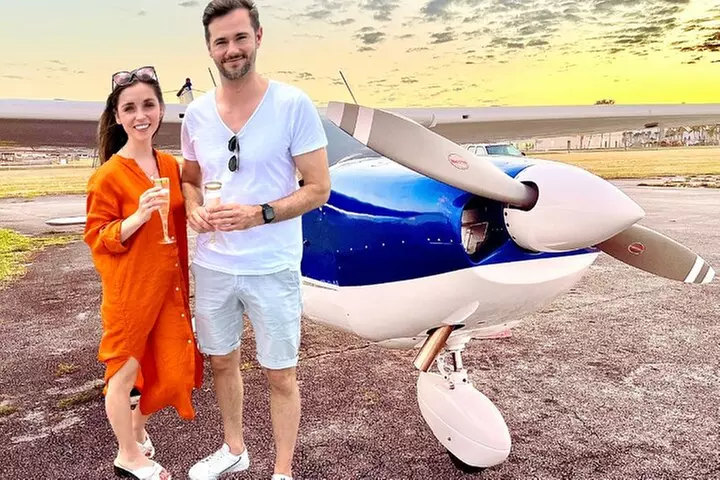 Romantic Miami 50-Min Plane Tour With Champagne