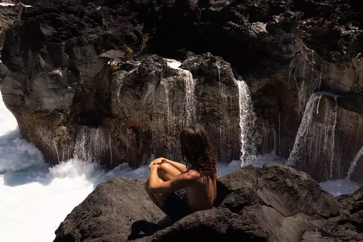 Secret Tide Pool Hike - Jungle & Coast - Private