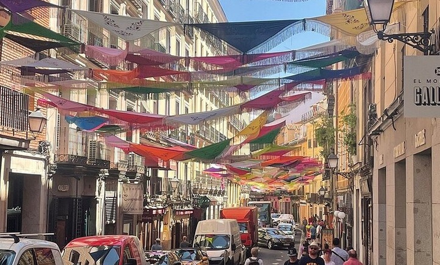 Image 22: Visita guiada a pie exclusiva guiada por la Ciudad Vieja de Madrid