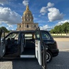 Image 7: Visite privée de Paris en taxi classique électrique à Londres